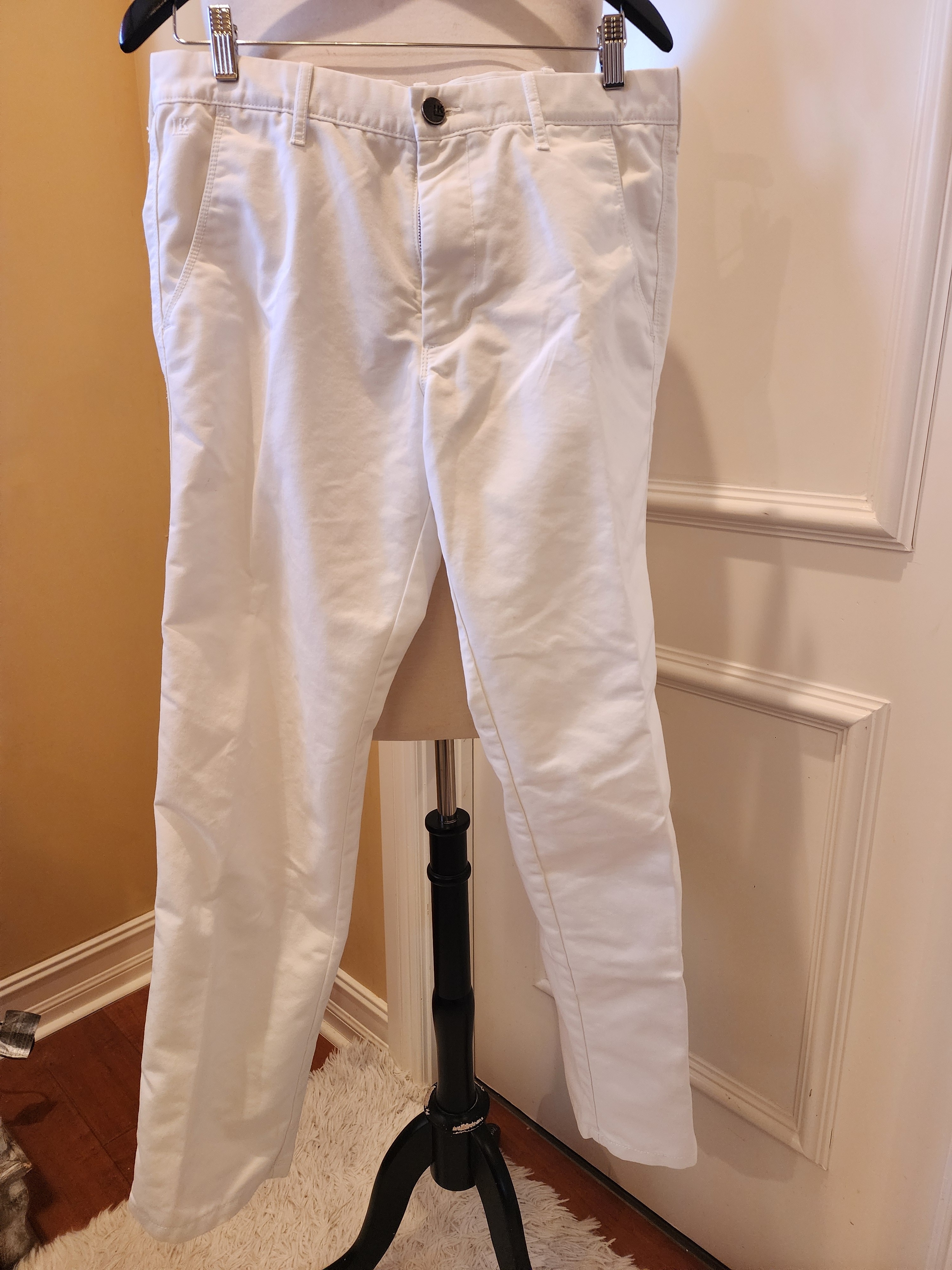 Slim White Men's Chino Pants - Clean Everyday Style